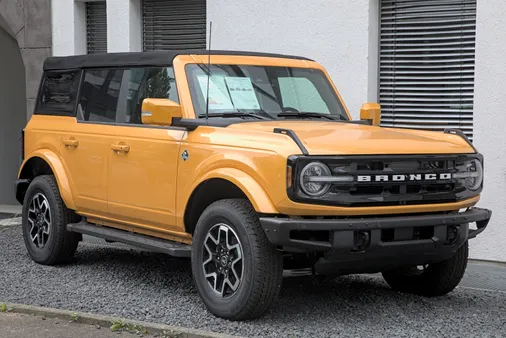 Exploring Bronco Ford's Versatile Interior Options